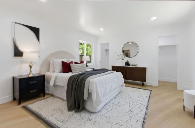 580 Green Manor Court, Palo Alto, CA 94301