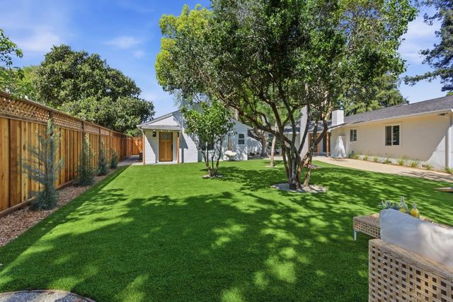 580 Green Manor Court, Palo Alto, CA 94301