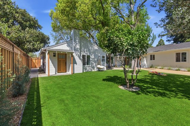 580 Green Manor Court, Palo Alto, CA 94301