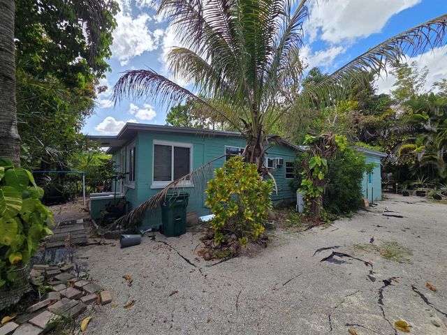 238 SW 1st Street, Florida City, FL 33034