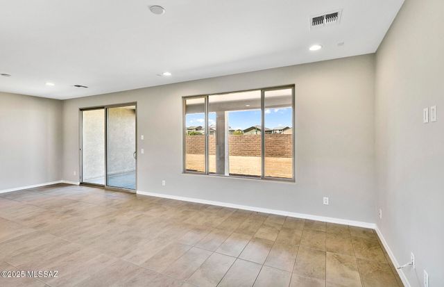 8068 S Sonoran Oak Drive, Tucson, AZ 85747