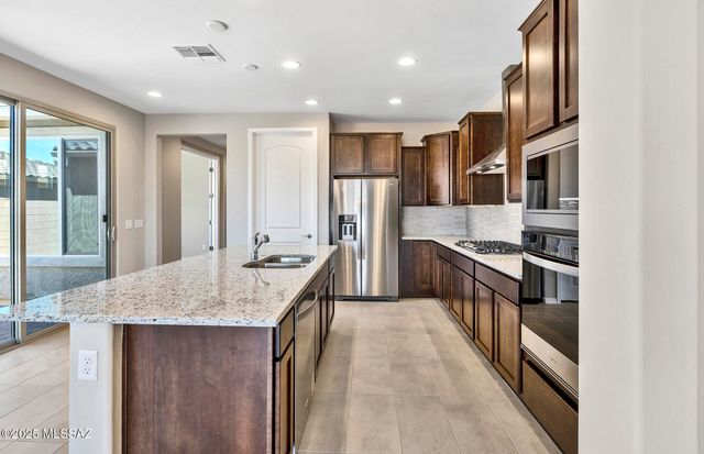 8068 S Sonoran Oak Drive, Tucson, AZ 85747