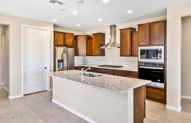 8068 S Sonoran Oak Drive, Tucson, AZ 85747