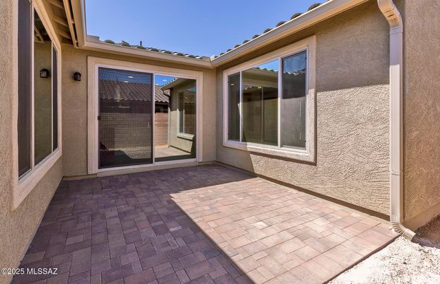 8068 S Sonoran Oak Drive, Tucson, AZ 85747