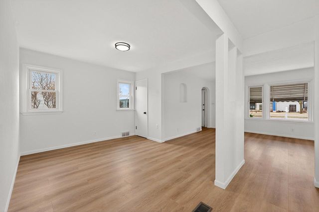 6726 W Silver Spring DRIVE, Milwaukee, WI 53218