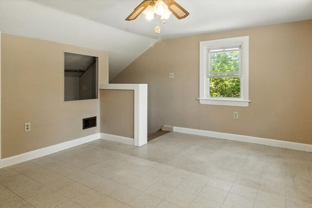 14 Doris Dr, Abington, MA 02351