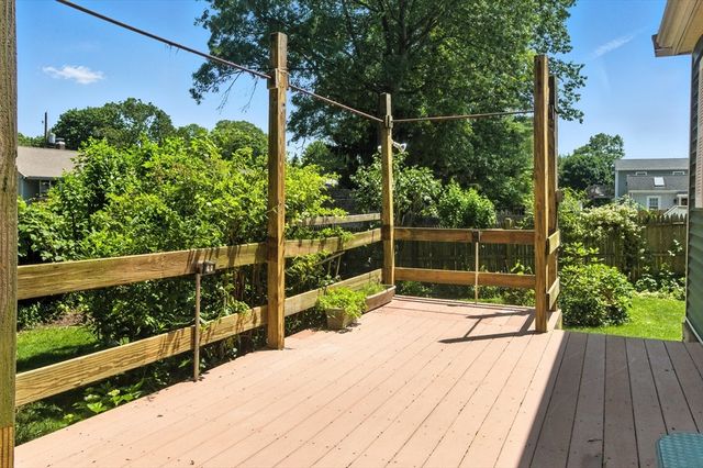 14 Doris Dr, Abington, MA 02351