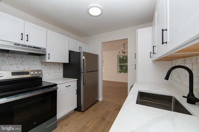 502 MAGNOLIA CT, Marlton, NJ 08053