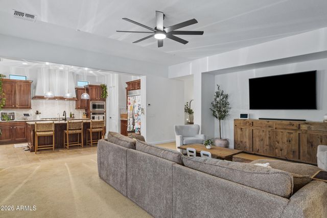 2448 E AMBER Court, Gilbert, AZ 85296