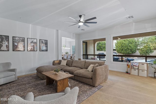 2448 E AMBER Court, Gilbert, AZ 85296