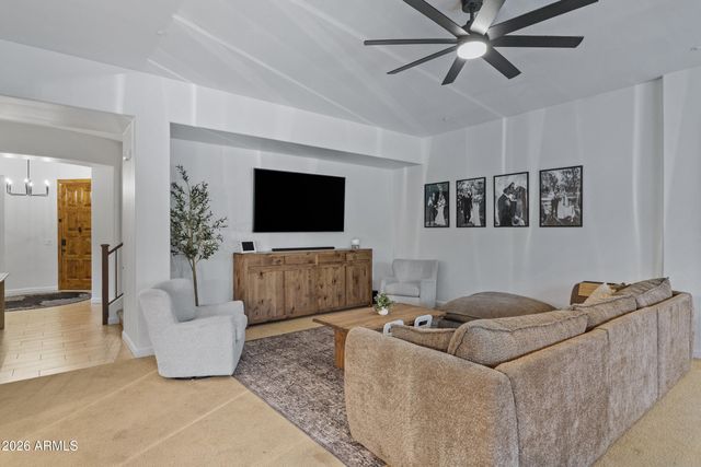 2448 E AMBER Court, Gilbert, AZ 85296