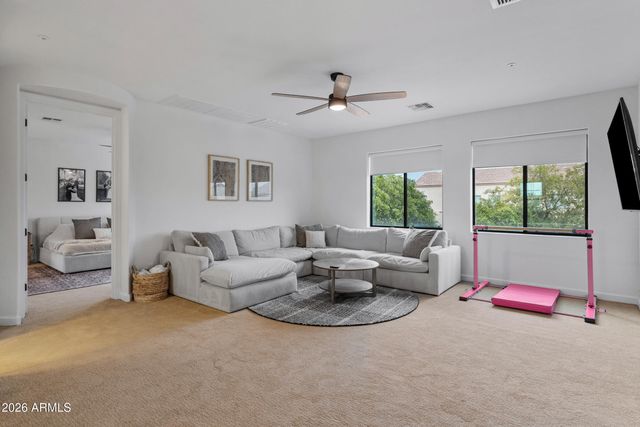 2448 E AMBER Court, Gilbert, AZ 85296