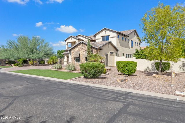 2448 E AMBER Court, Gilbert, AZ 85296