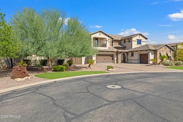 2448 E AMBER Court, Gilbert, AZ 85296