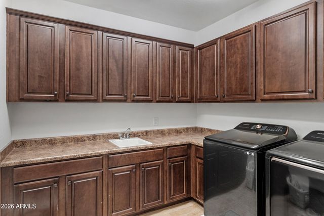 2448 E AMBER Court, Gilbert, AZ 85296