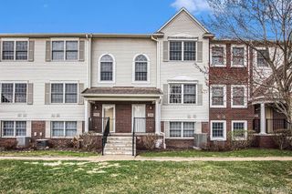 724 Eagle Drive, Fenton, MI 48430