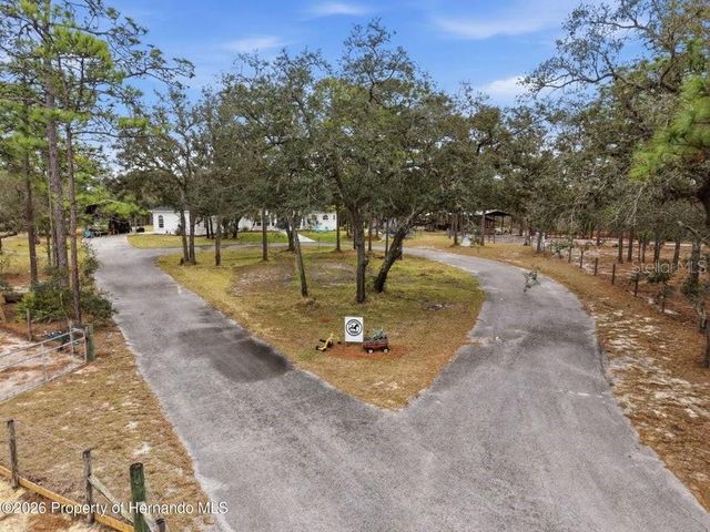 12124 SQUEEZE AVENUE, Brooksville, FL 34614