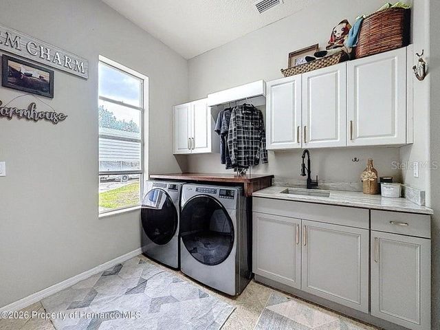 12124 SQUEEZE AVENUE, Brooksville, FL 34614