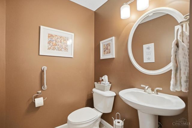 5725 Lofty View Lane, Green Twp, OH 45247