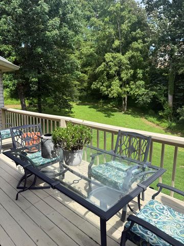 453 Water Cliff Drive, Somerset, KY 42503
