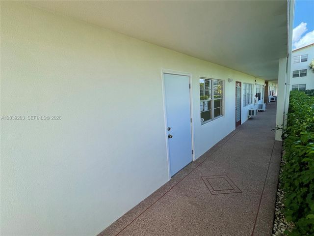 136 Brighton D 136, Boca Raton, FL 33434