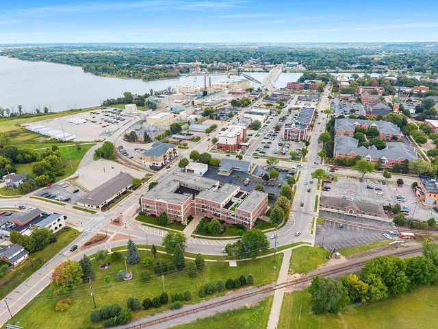 555 MAIN AVENUE #110, De Pere, WI 54115