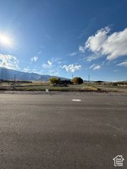 924 N 75 W # 10, Mendon, UT 84325