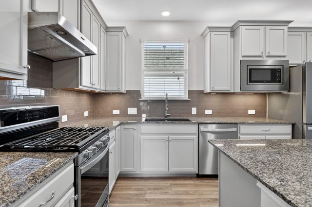 116 Bristol CV, Georgetown, TX 78633