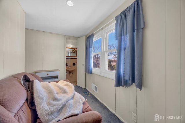 85 Coolidge Avenue, Sayreville, NJ 08859