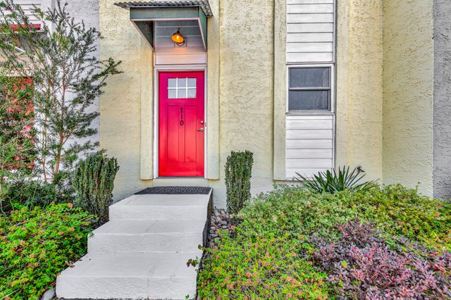 710 Davenport Drive, Mount Pleasant, SC 29464