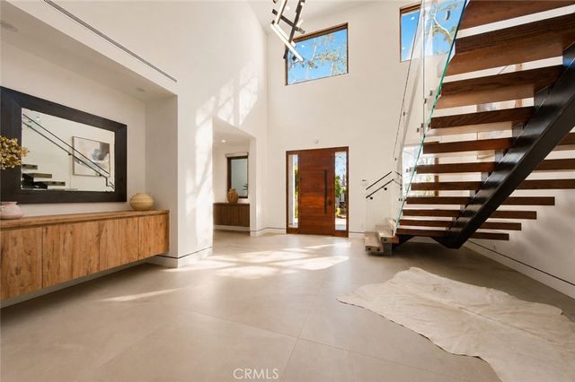 23262 Gonzales Drive, Woodland Hills, CA 91367