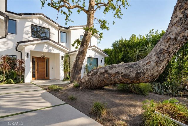 23262 Gonzales Drive, Woodland Hills, CA 91367