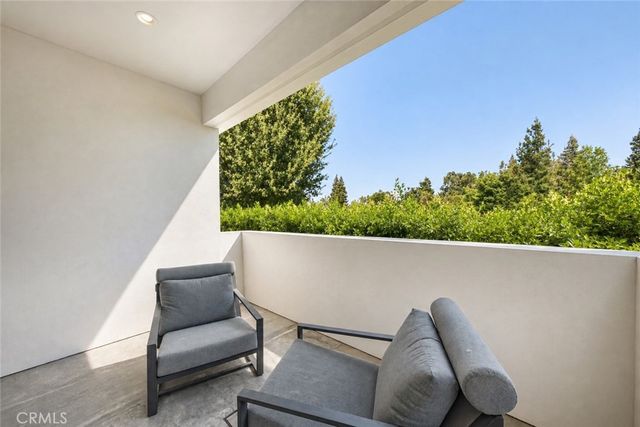 23262 Gonzales Drive, Woodland Hills, CA 91367