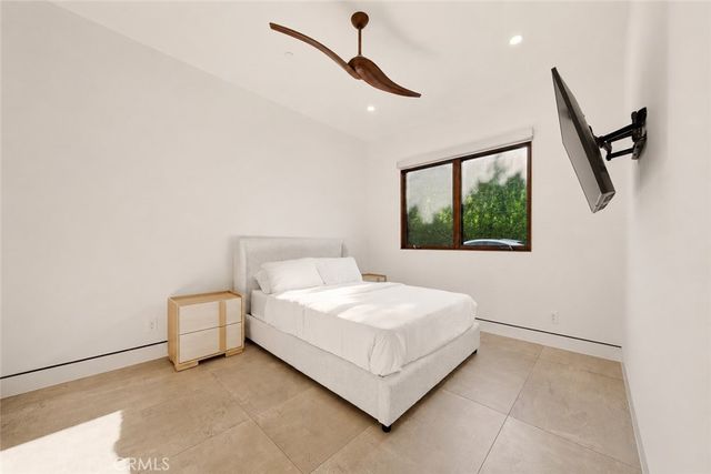 23262 Gonzales Drive, Woodland Hills, CA 91367