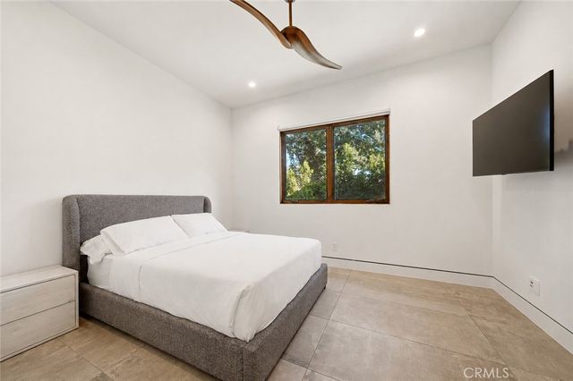 23262 Gonzales Drive, Woodland Hills, CA 91367