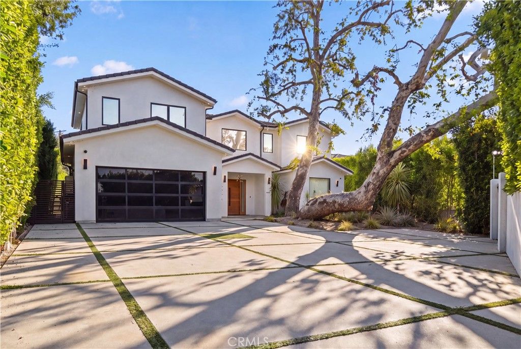 23262 Gonzales Drive, Woodland Hills, CA 91367