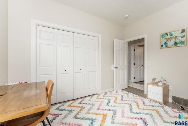 4005 W 88th St, Sioux Falls, SD 57108