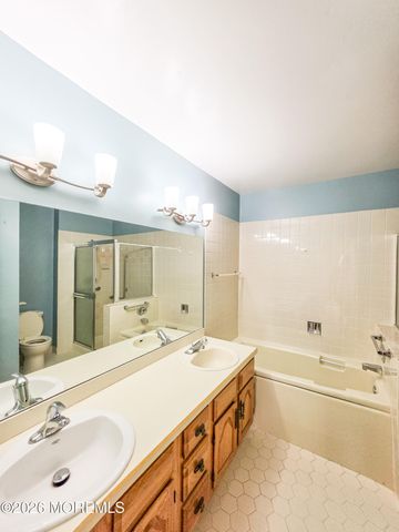 1H Rutland Lane, Monroe, NJ 08831