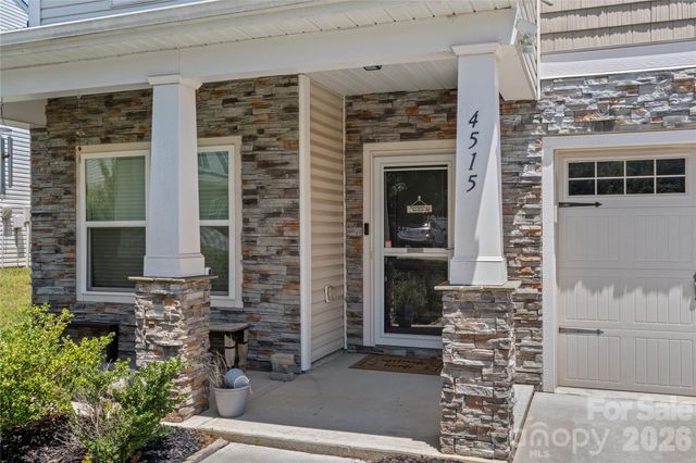 4515 Wedge Drive, Pfafftown, NC 27040