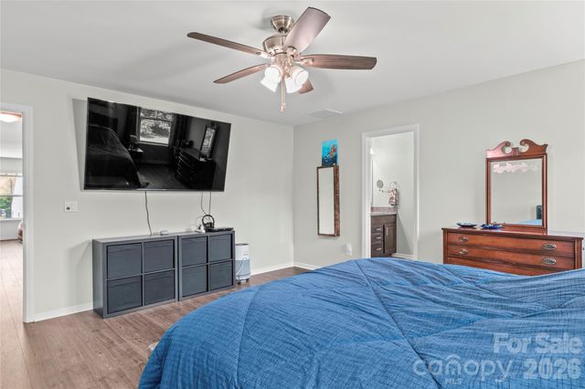 4515 Wedge Drive, Pfafftown, NC 27040