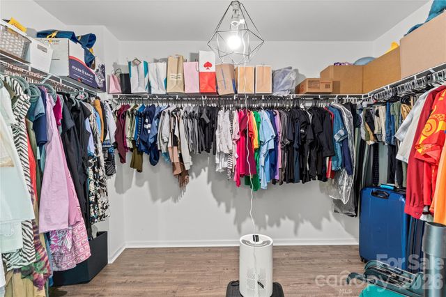 4515 Wedge Drive, Pfafftown, NC 27040