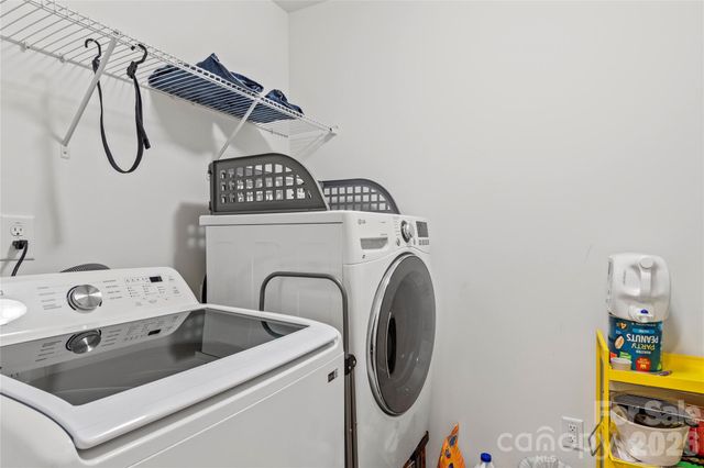 4515 Wedge Drive, Pfafftown, NC 27040