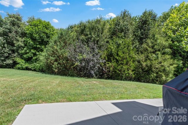 4515 Wedge Drive, Pfafftown, NC 27040