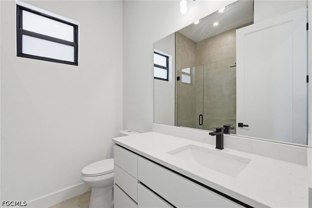 Image 28 of property listing at 2026 NW 21st ST, Cape Coral, FL 33993