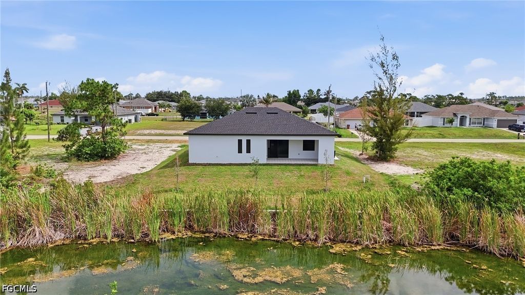 Image 39 of property listing at 2026 NW 21st ST, Cape Coral, FL 33993