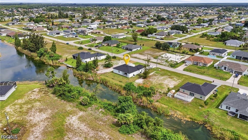 Image 41 of property listing at 2026 NW 21st ST, Cape Coral, FL 33993