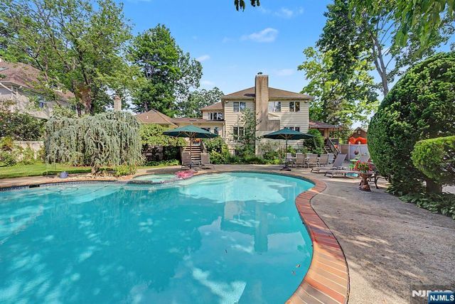 653 Maywood Avenue, Maywood, NJ 07607