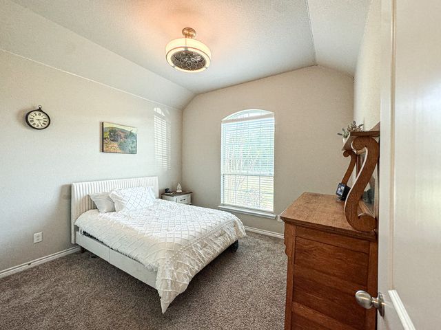 12425 Geraldine Drive, Fort Worth, TX 76126