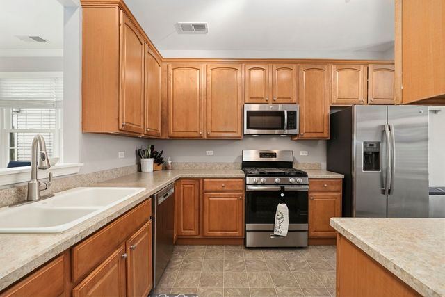 2497 Rolling Ridge Lane, Elgin, IL 60124