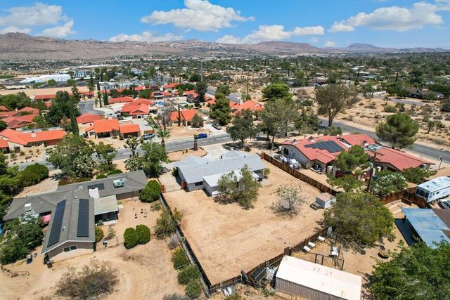 56869 Mountain View Trail, Yucca Valley, CA 92284